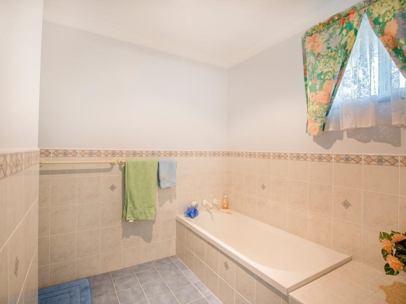 30 McIvor Street, Inverell NSW 2360