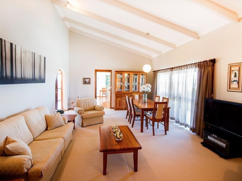 42 Lewin Street, Inverell NSW 2360