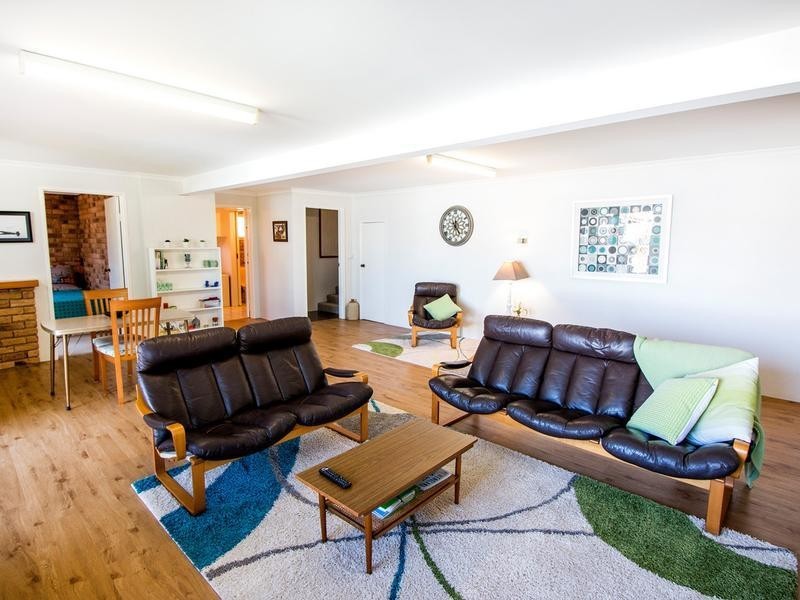 42 Lewin Street, Inverell NSW 2360