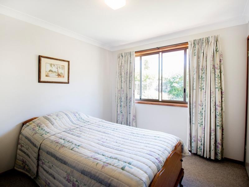 42 Lewin Street, Inverell NSW 2360