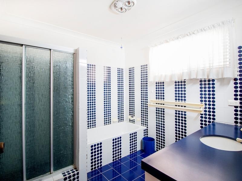 42 Lewin Street, Inverell NSW 2360