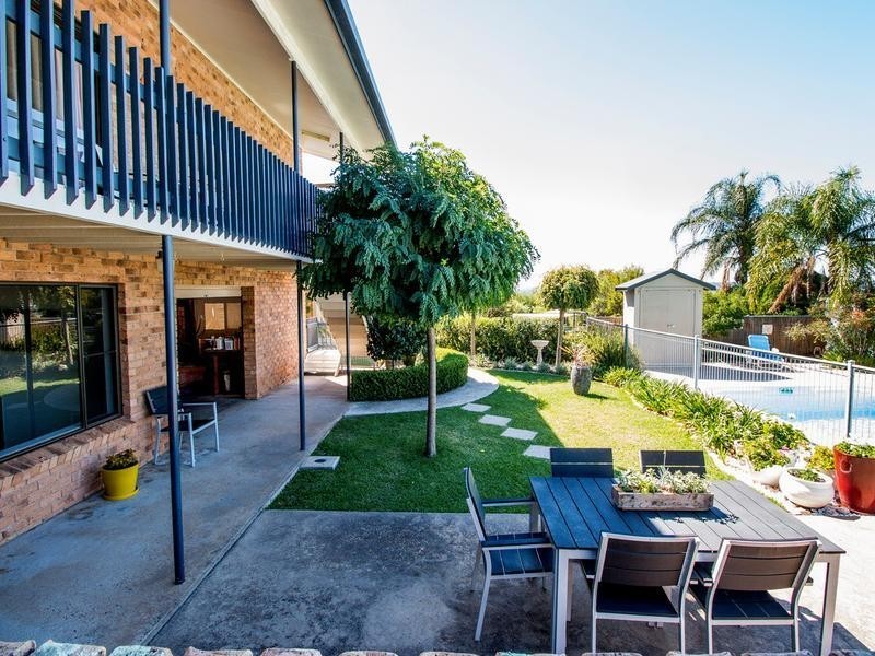 42 Lewin Street, Inverell NSW 2360