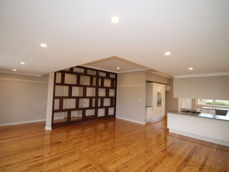 9 Urabatta Street, Inverell NSW 2360