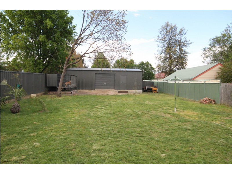 9 Urabatta Street, Inverell NSW 2360