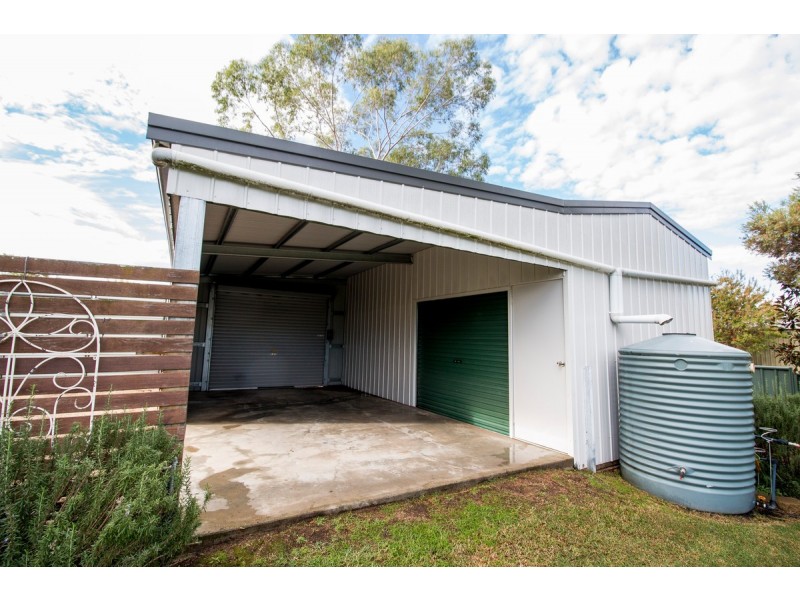 9 High Street, Inverell NSW 2360