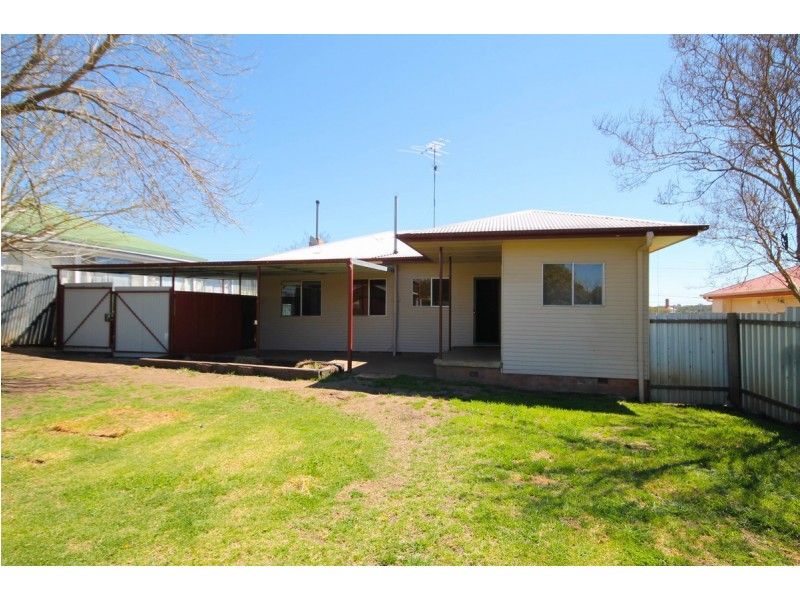 139 Brae Street, Inverell NSW 2360