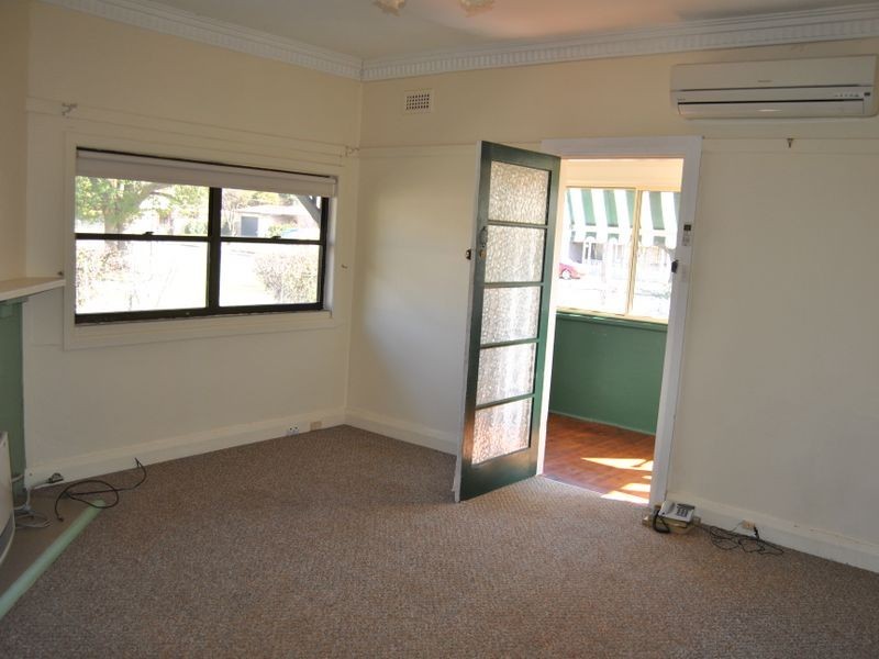 37 Chester Street, Inverell NSW 2360