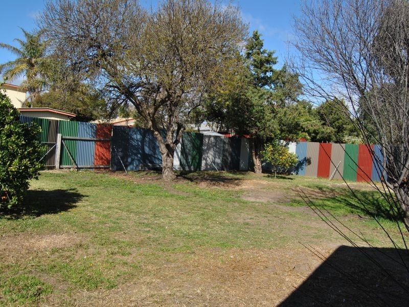 37 Chester Street, Inverell NSW 2360