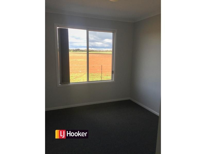 76 Thomas Lane, Inverell NSW 2360