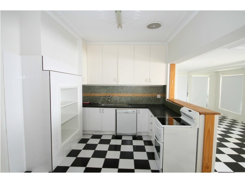 4 Warialda Road, Inverell NSW 2360