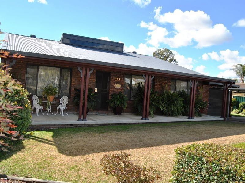 117 Warialda RD, Inverell NSW 2360