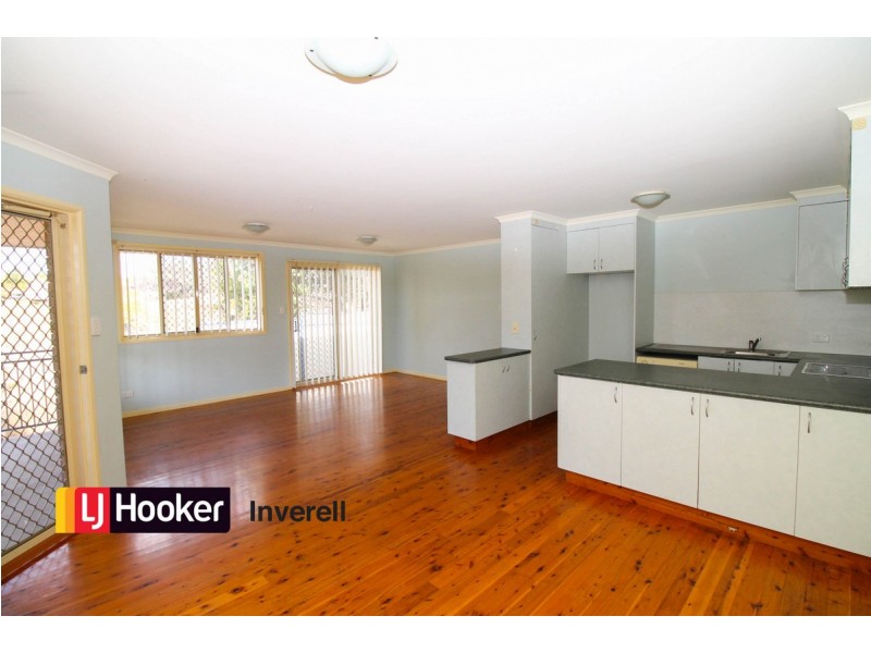 2B Crestview Place, Inverell NSW 2360