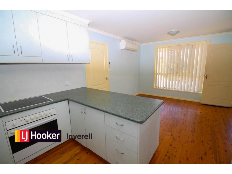 2B Crestview Place, Inverell NSW 2360