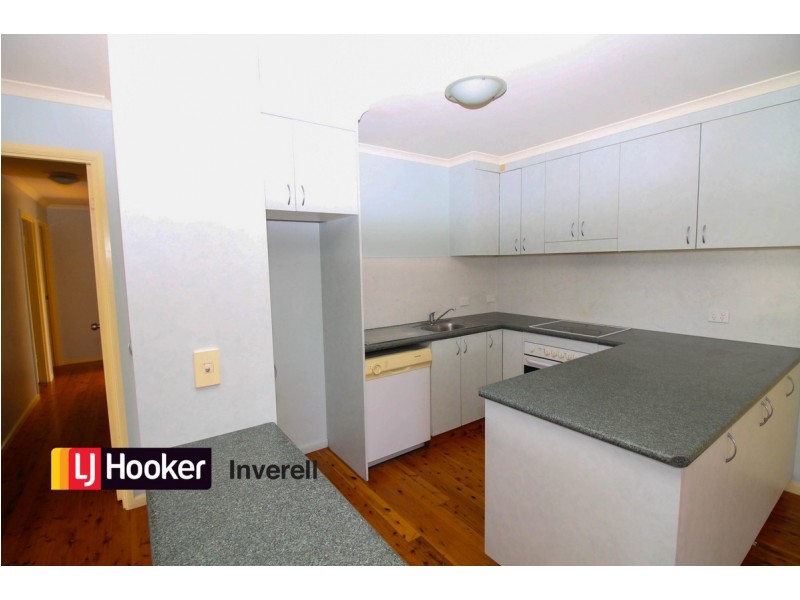 2B Crestview Place, Inverell NSW 2360
