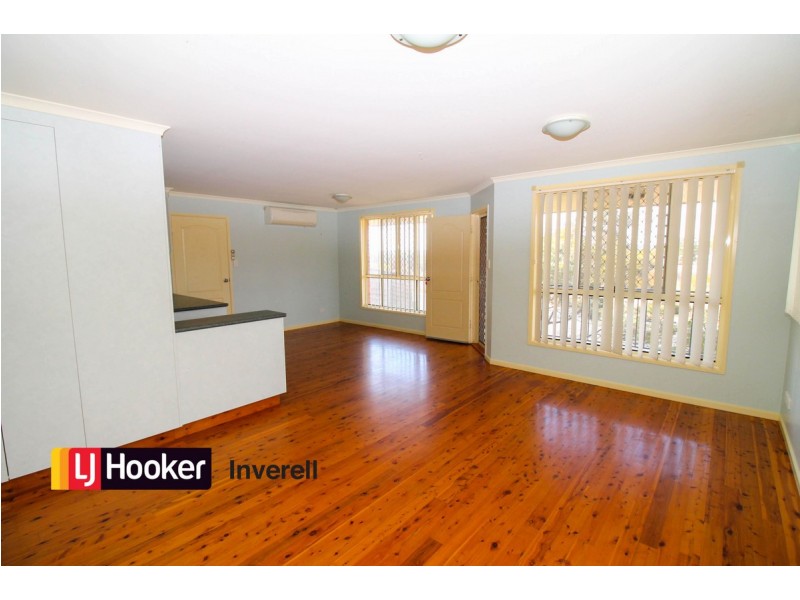 2B Crestview Place, Inverell NSW 2360