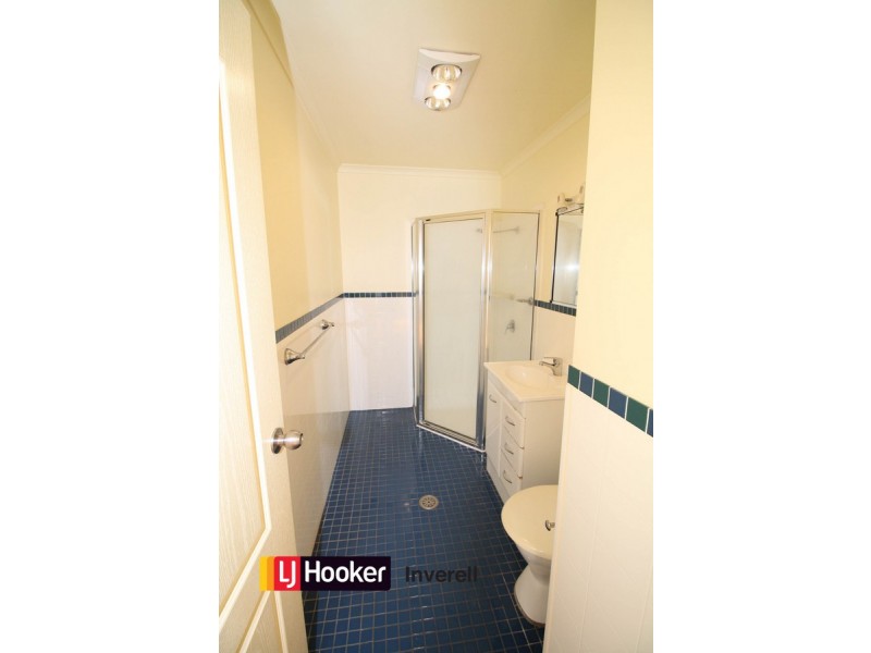 2B Crestview Place, Inverell NSW 2360
