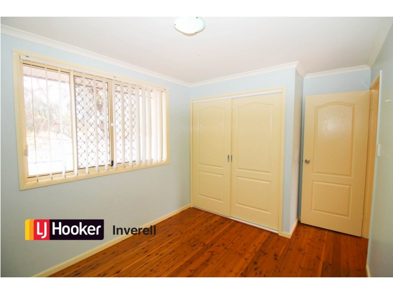 2B Crestview Place, Inverell NSW 2360
