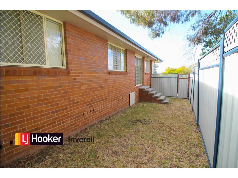 2B Crestview Place, Inverell NSW 2360