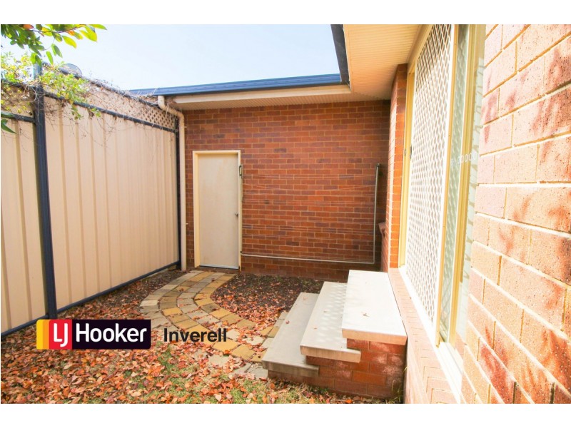 2B Crestview Place, Inverell NSW 2360