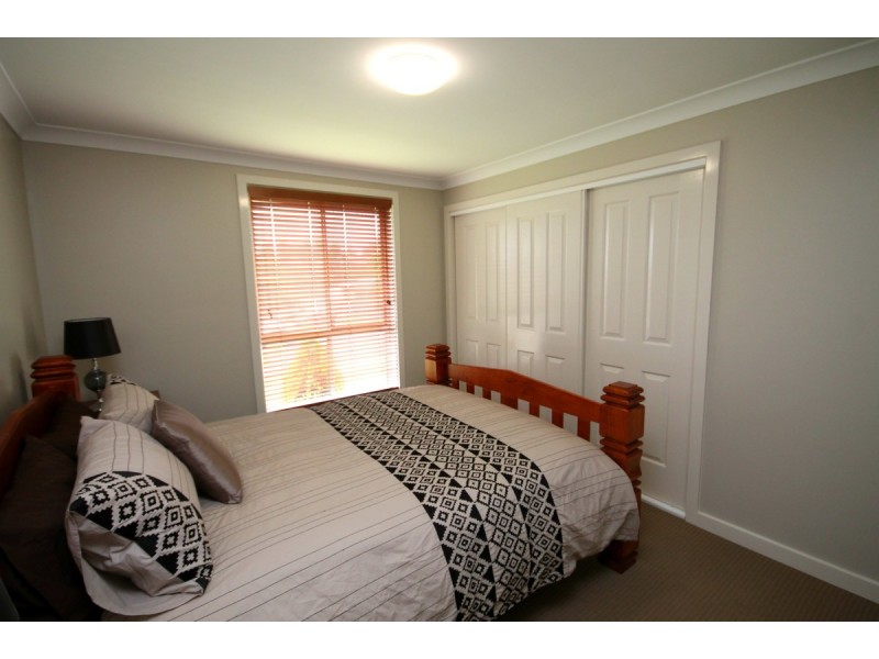 12A Brownleigh Vale Drive, Inverell NSW 2360