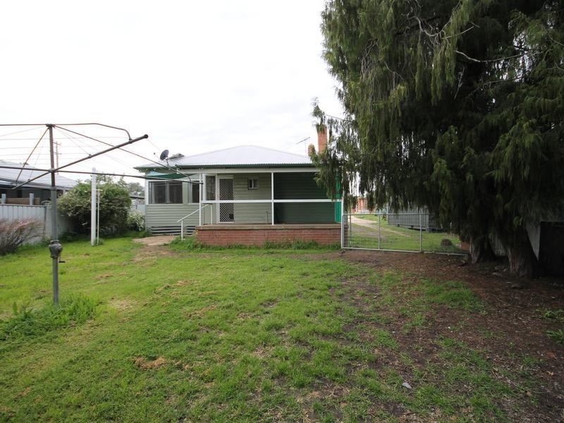 6 Mulligan Street, Inverell NSW 2360