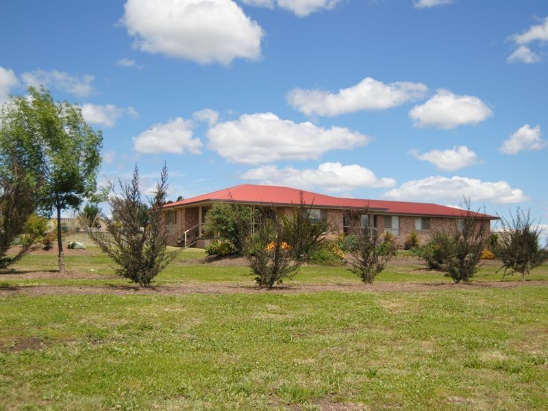 19 Defraines Lane, Inverell NSW 2360