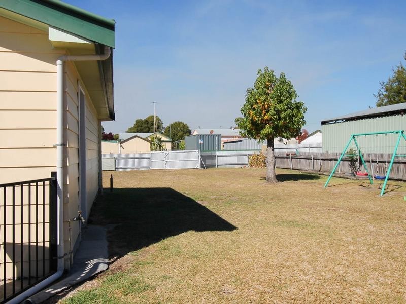 121 Henderson Street, Inverell NSW 2360