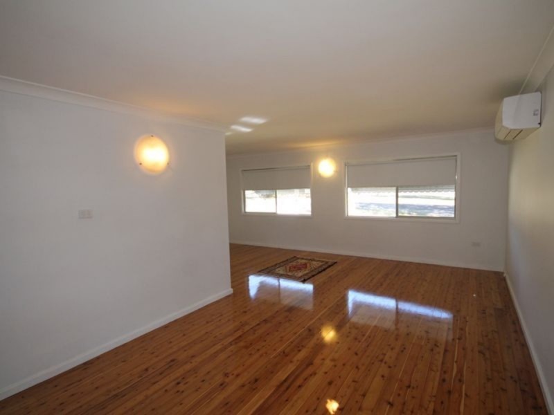 108 Lawrence Street, Inverell NSW 2360