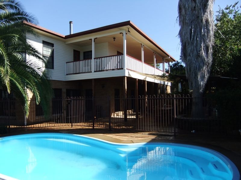 69 King Street, Inverell NSW 2360