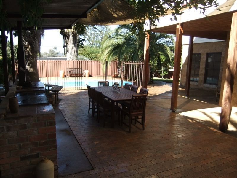 69 King Street, Inverell NSW 2360