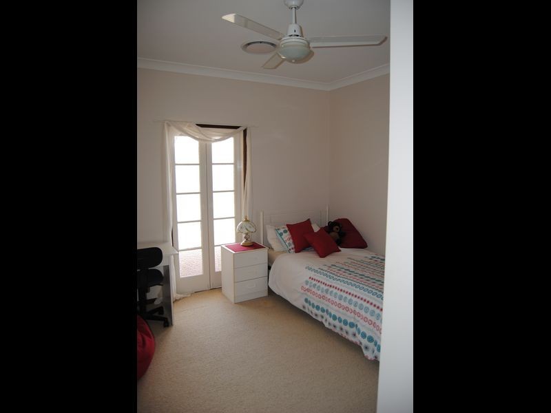 69 King Street, Inverell NSW 2360