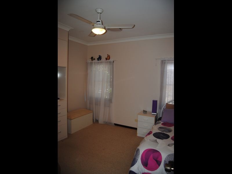 69 King Street, Inverell NSW 2360