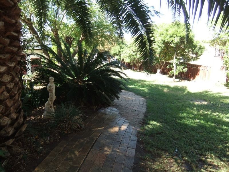 69 King Street, Inverell NSW 2360