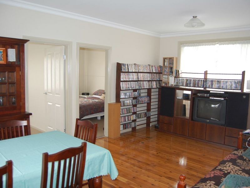 11 Carlyle Street, Inverell NSW 2360