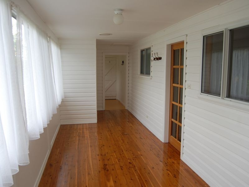 11 Carlyle Street, Inverell NSW 2360