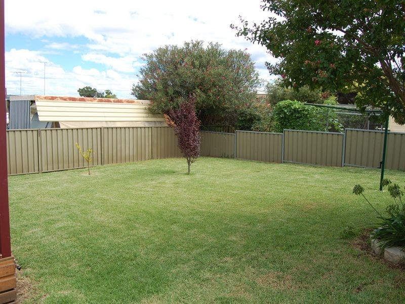11 Carlyle Street, Inverell NSW 2360