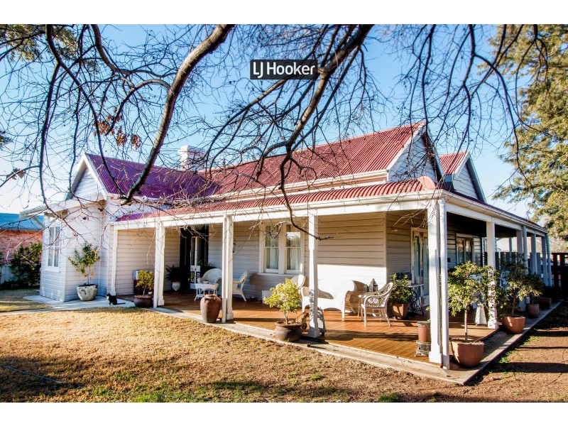 16 Andrew Street, Inverell NSW 2360