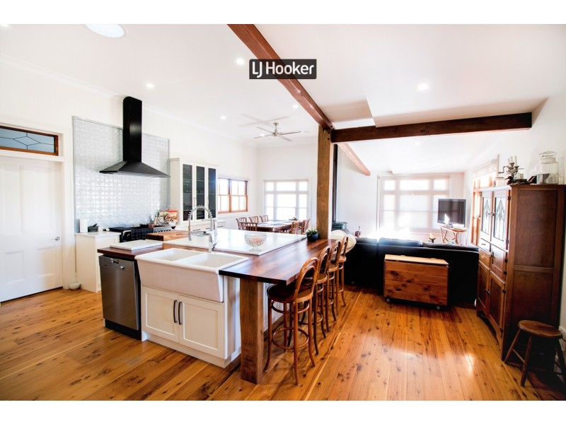 16 Andrew Street, Inverell NSW 2360