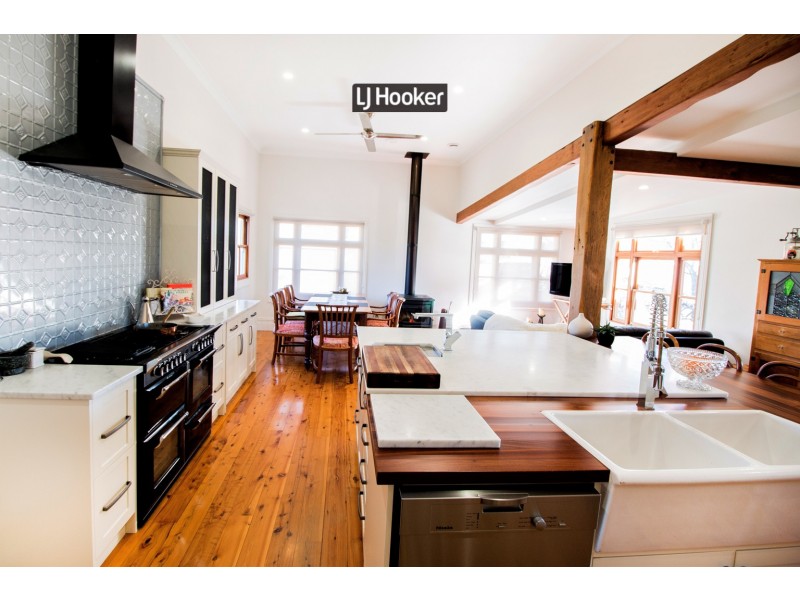 16 Andrew Street, Inverell NSW 2360