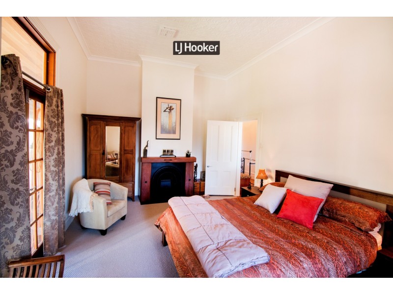 16 Andrew Street, Inverell NSW 2360