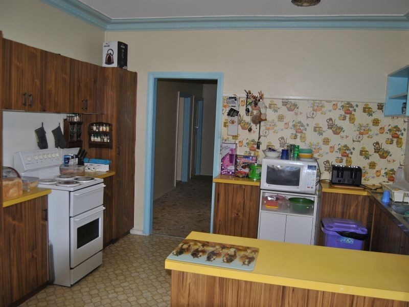 30 Butler Street, Inverell NSW 2360