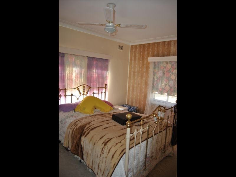 30 Butler Street, Inverell NSW 2360