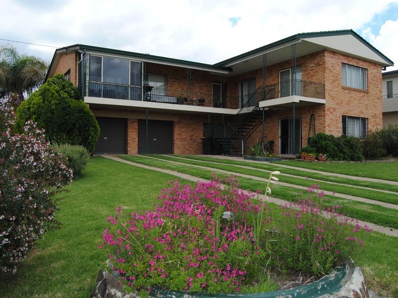 12 Brae Street, Inverell NSW 2360