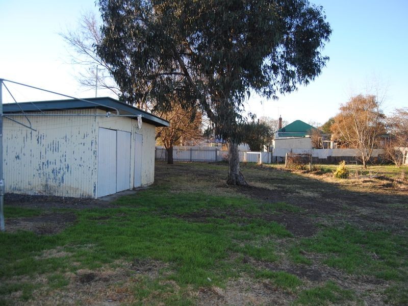 7 McIlveen Street, Inverell NSW 2360