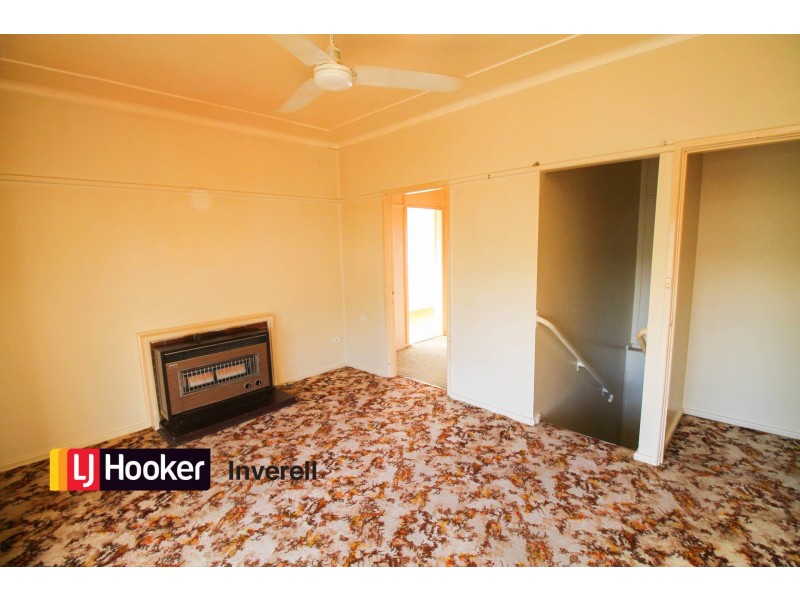 10 Lindsay Avenue, Inverell NSW 2360