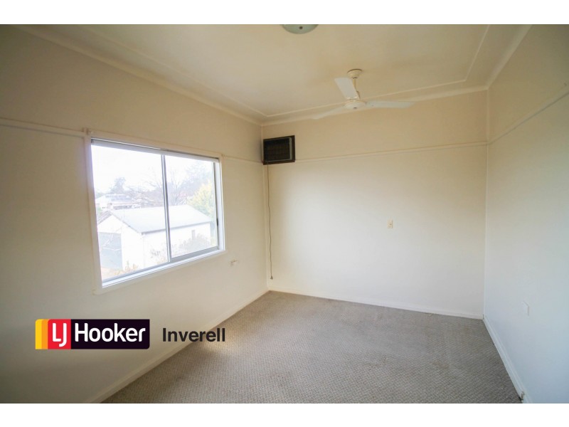 10 Lindsay Avenue, Inverell NSW 2360