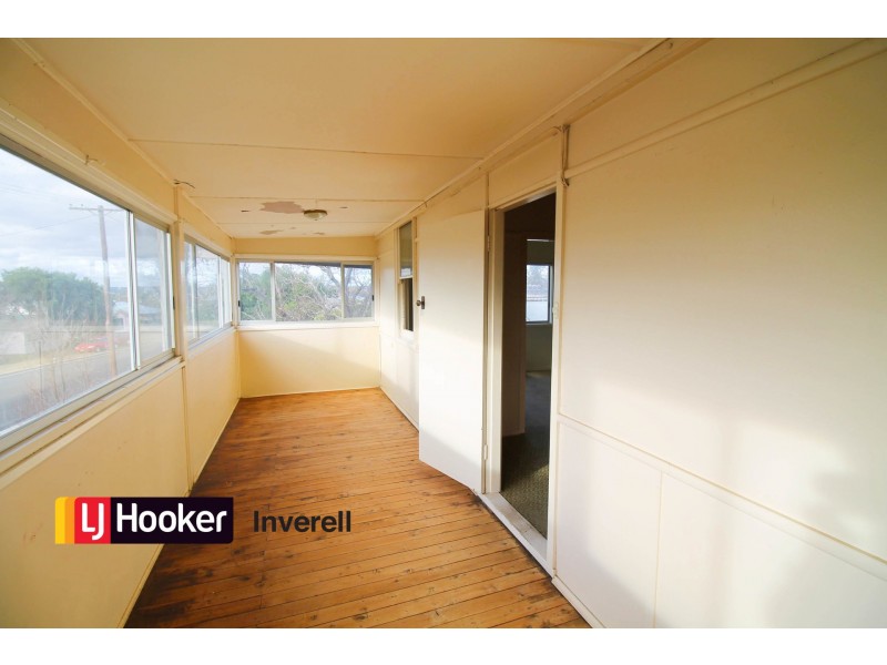 10 Lindsay Avenue, Inverell NSW 2360