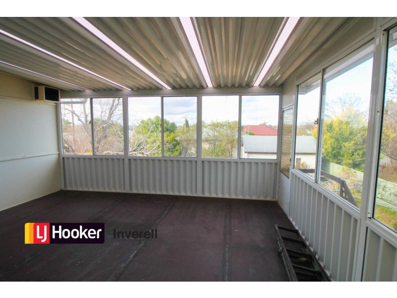 10 Lindsay Avenue, Inverell NSW 2360