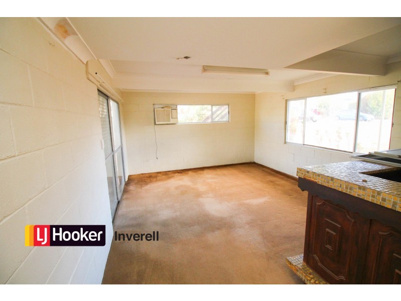 10 Lindsay Avenue, Inverell NSW 2360