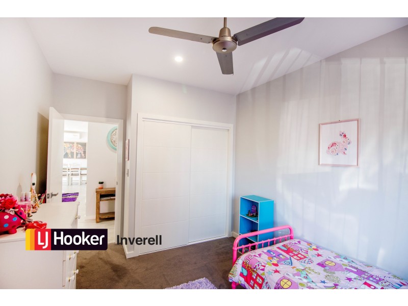 121 Brae Street, Inverell NSW 2360